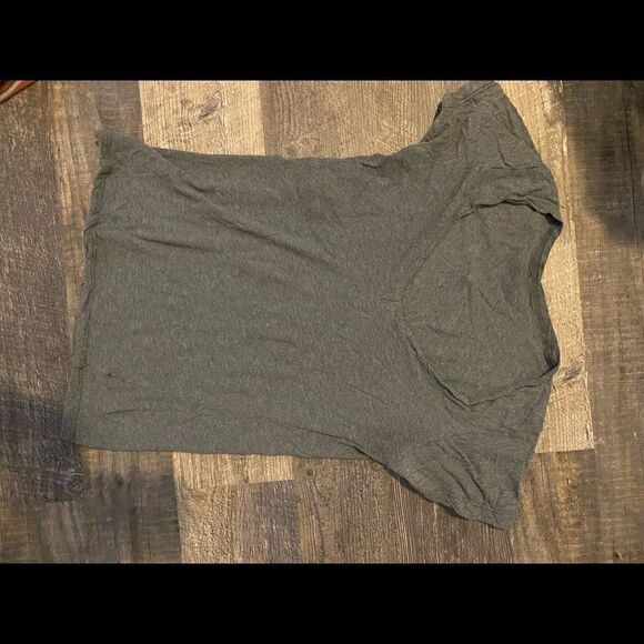[LNA] deep V neck t shirt GUC#2 - Picture 4 of 5